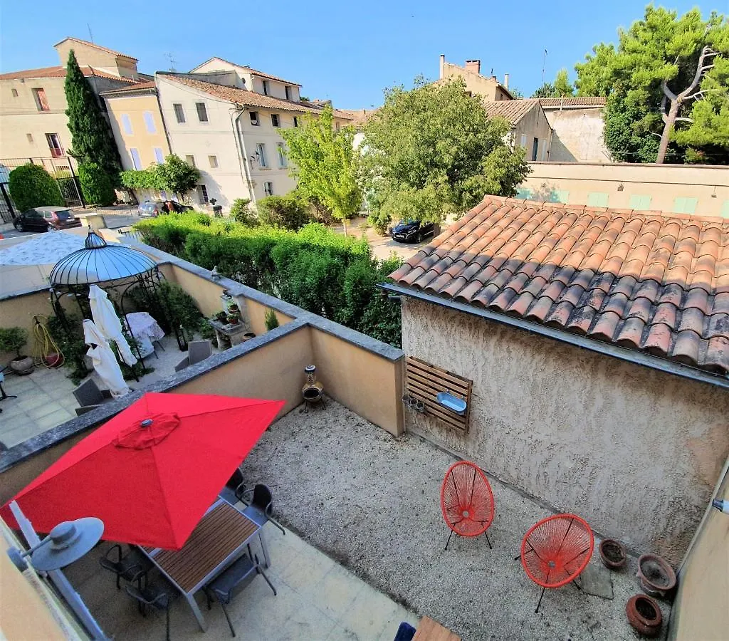 Maison De Village Facon Loft, Avec Cour Et Airco, Dans Le Centre Historique L'Isle-sur-la-Sorgue