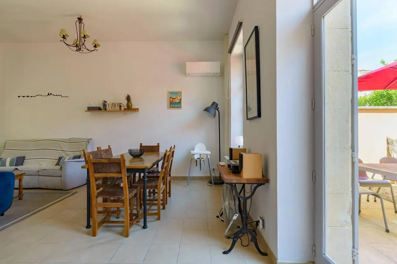 Maison De Village Facon Loft, Avec Cour Et Airco, Dans Le Centre Historique L'Isle-sur-la-Sorgue Holiday home